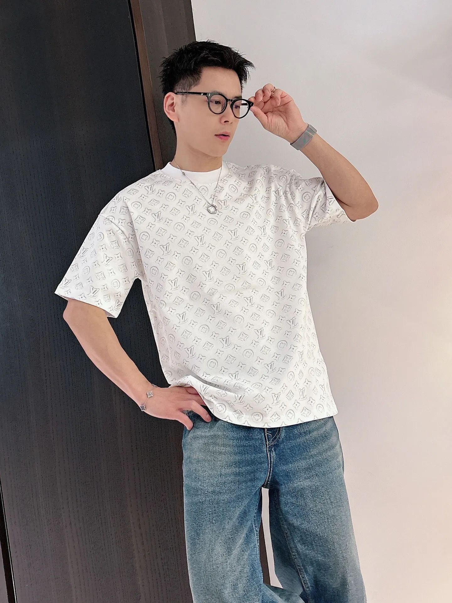 Model picture